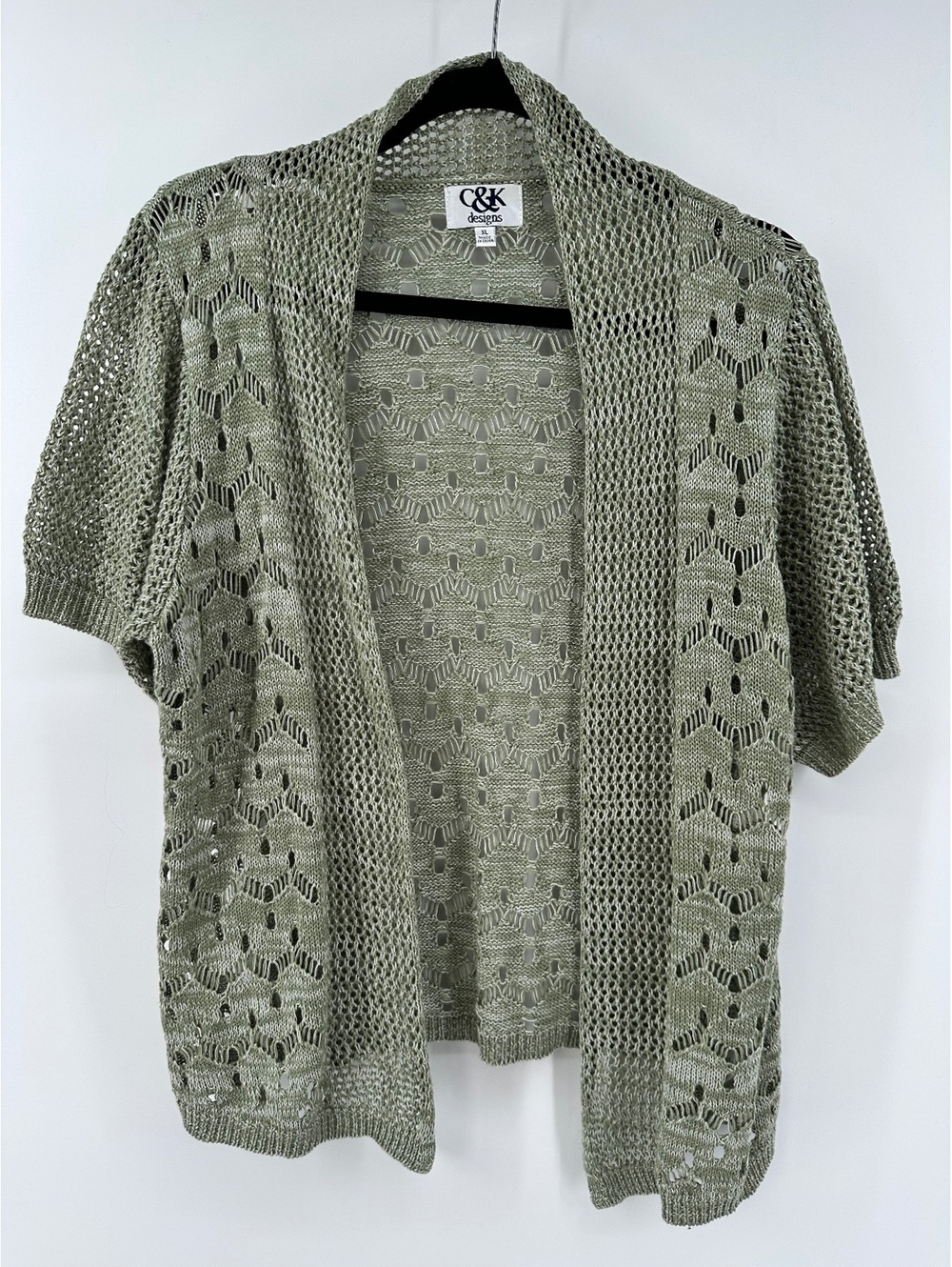 C&K Design Lightweight short sleeve Knit Sweater – Size XL